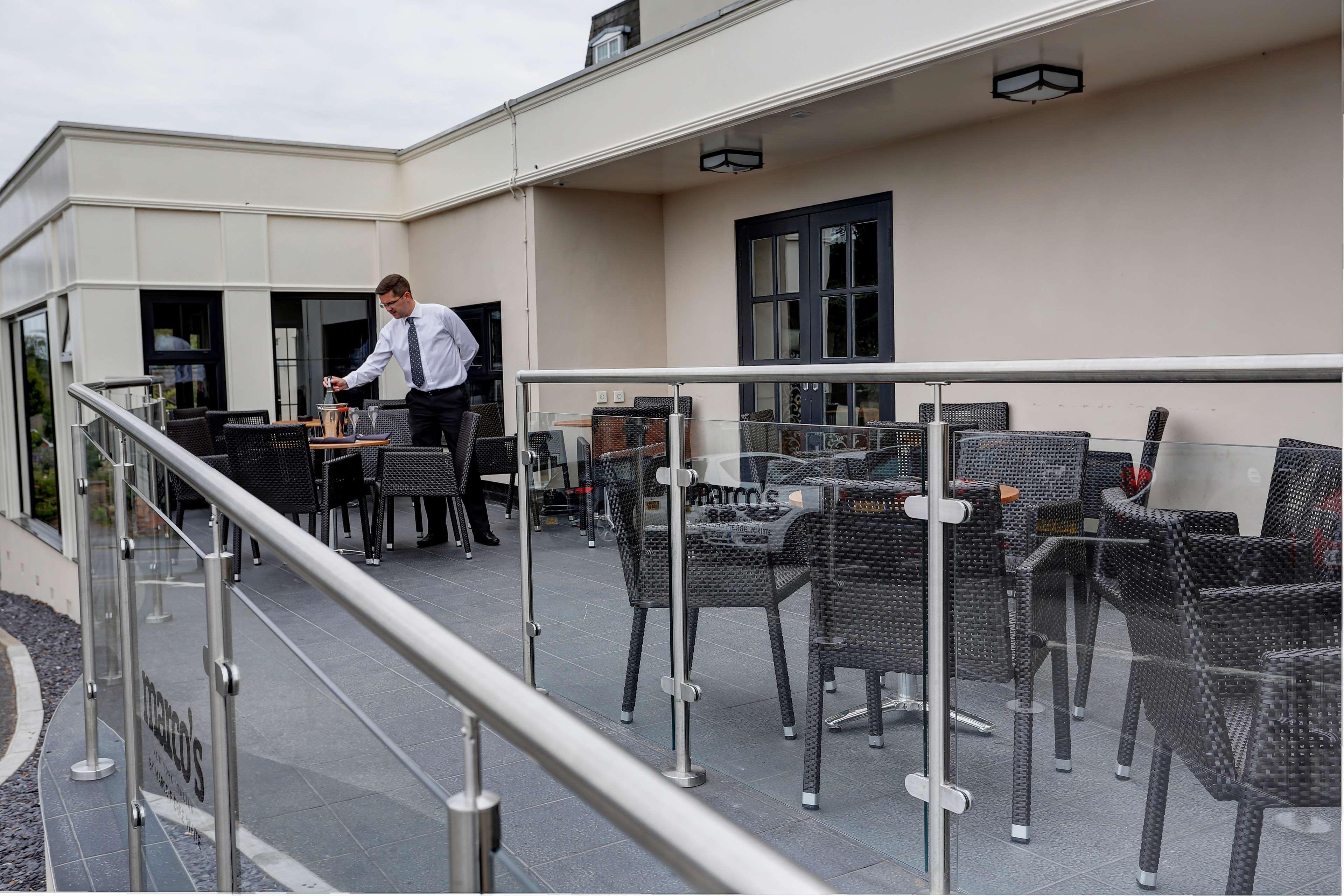 ホテル Crowne Plaza East Midlands Airport By Ihg ダービー エクステリア 写真