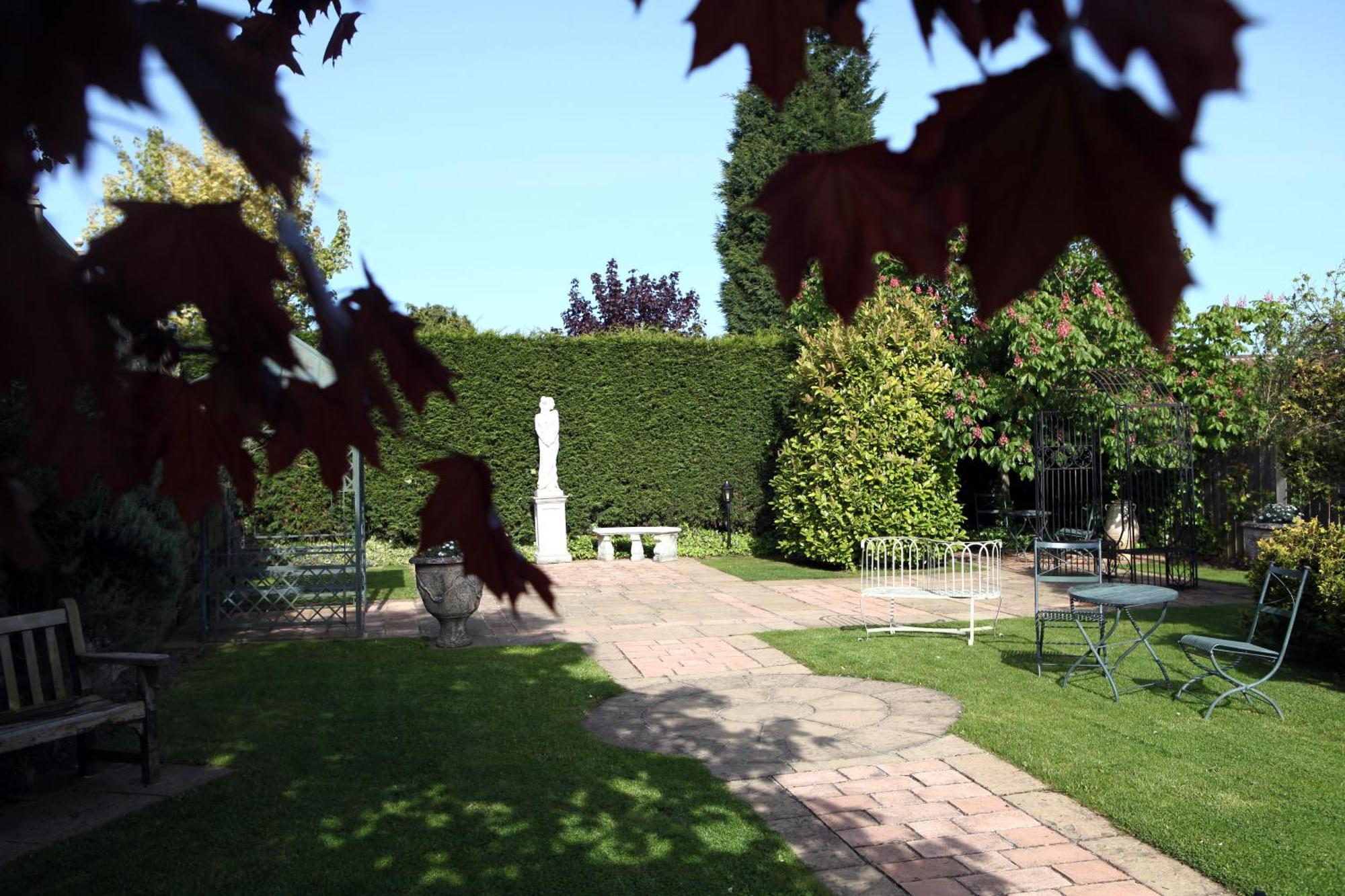 ホテル Crowne Plaza East Midlands Airport By Ihg ダービー レストラン 写真