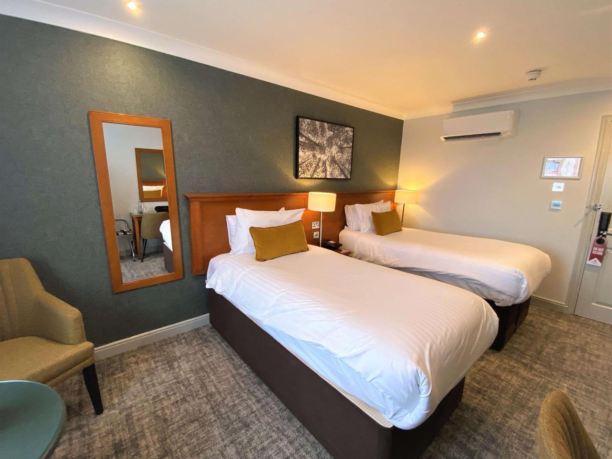 ホテル Crowne Plaza East Midlands Airport By Ihg ダービー エクステリア 写真