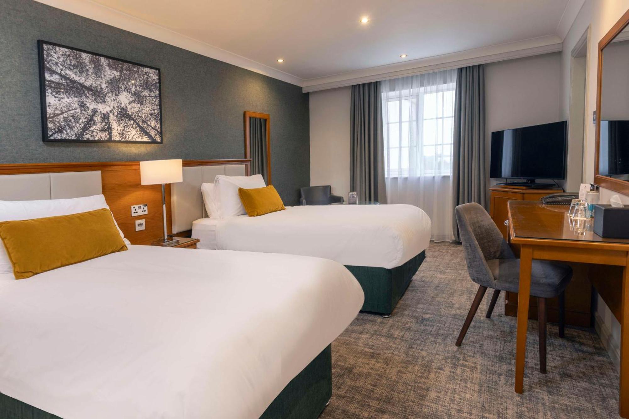 ホテル Crowne Plaza East Midlands Airport By Ihg ダービー エクステリア 写真