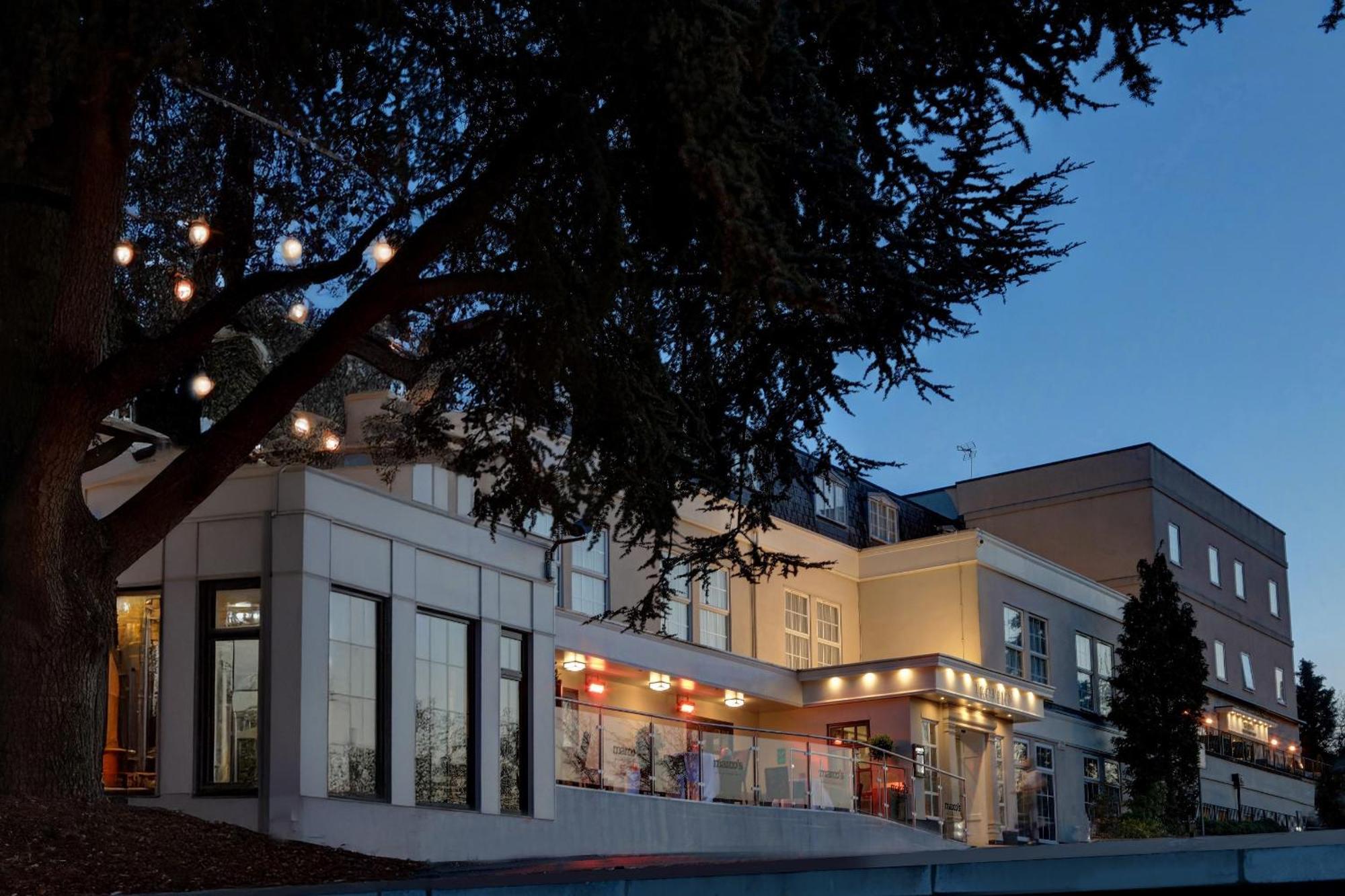 ホテル Crowne Plaza East Midlands Airport By Ihg ダービー エクステリア 写真